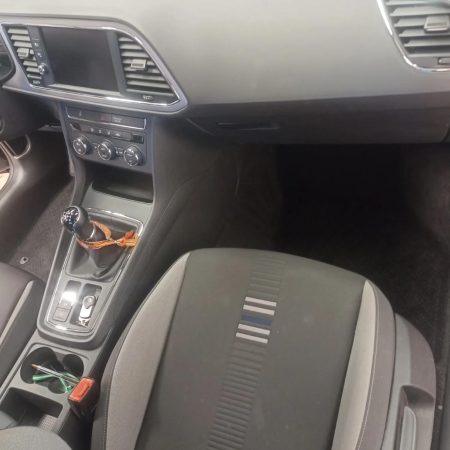 limpieza de salpicadero de coche en Nules