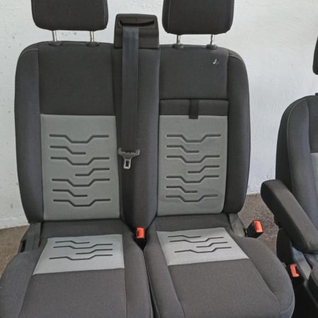 asientos de coche limpios después de limpieza de tapicería profesional en Nules