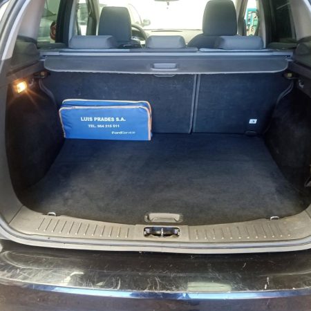 maletero limpio después de limpieza integral en Nules